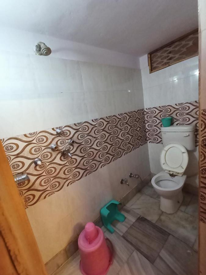 Hotel Aakash Ganga Váránaszi Kültér fotó